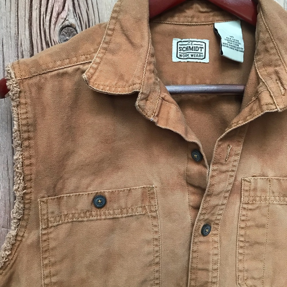 Distressed Schmidt Vest M